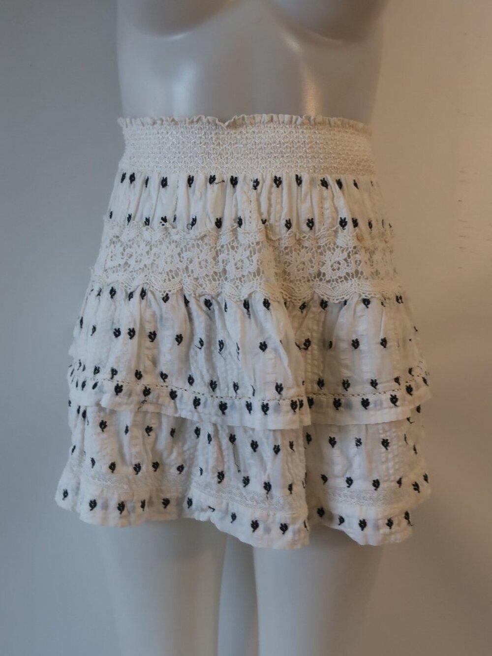 Womens LoveShackFancy Taylor Ivory Black (Item-418) Smocked Waist Mini Skirt S - Picture 2 of 8
